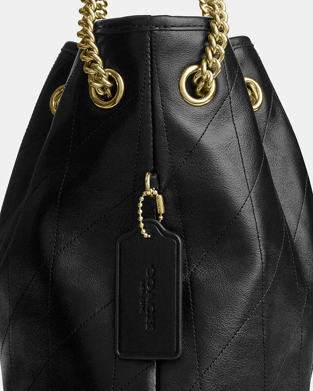 Evelyn Shoulder Bag With Quilting