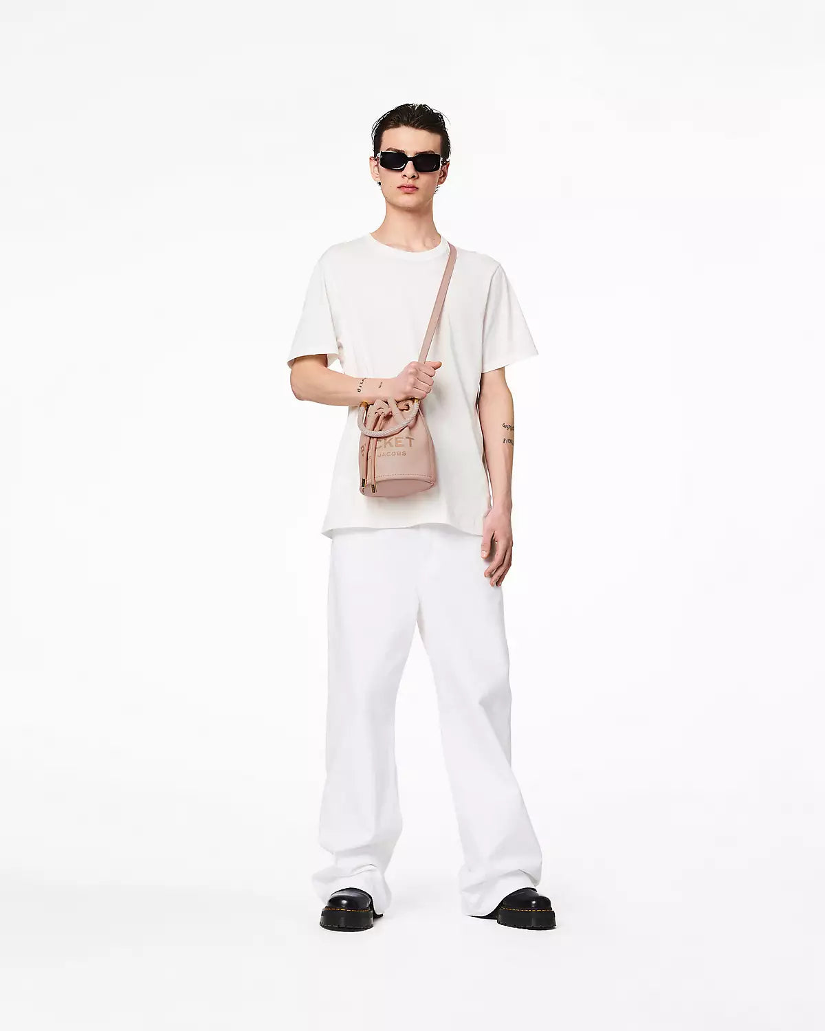 THE MJ LEATHER BUCKET BAG