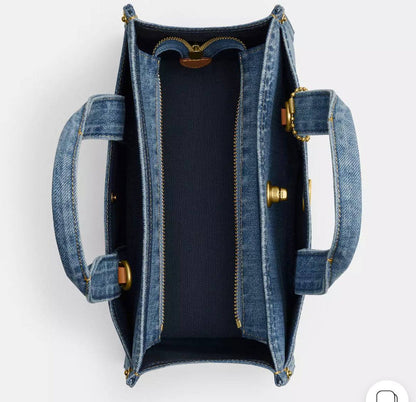 COACH CARGO TOTE BAG 26