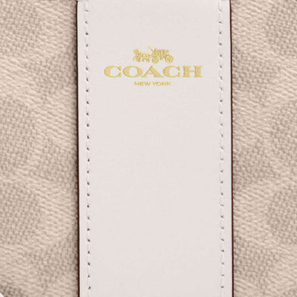 Corner Zip Wristlet