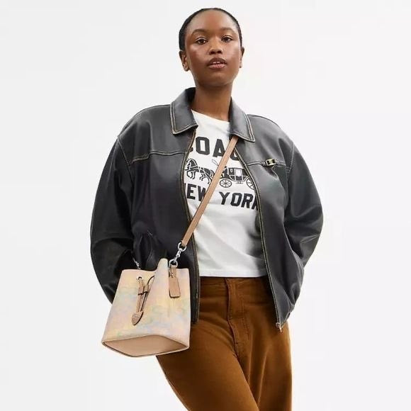 Rowan bucket bag, canvas with brand logo
