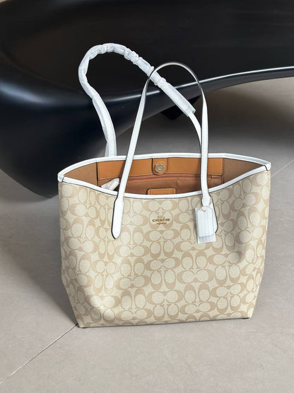 City Tote Bag