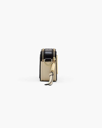 The Camera Bag / Snapshot