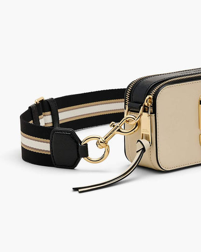 The Camera Bag / Snapshot