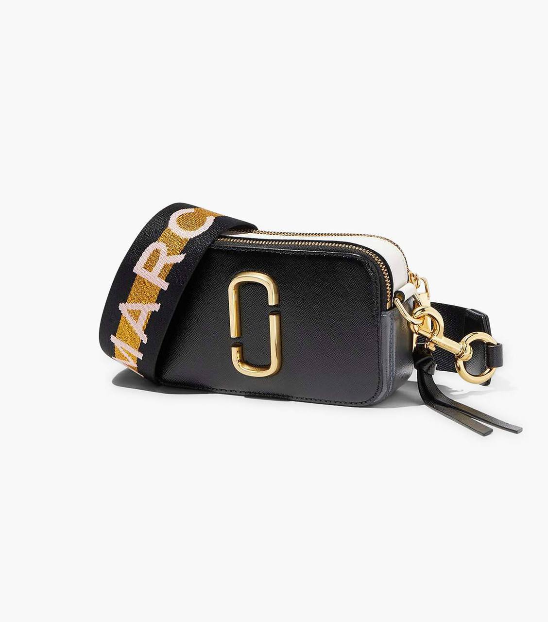 The Camera Bag / Snapshot