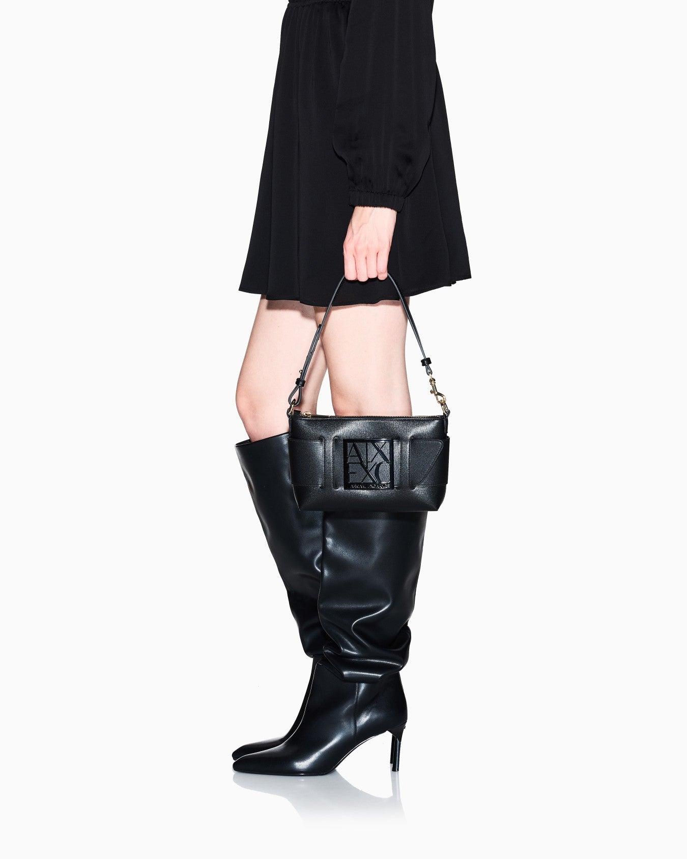 COLOR BLOCK SHOULDER BAG WITH MAXI LOGO
