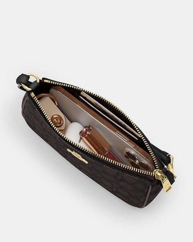 Nolita 19 In Signature Canvas